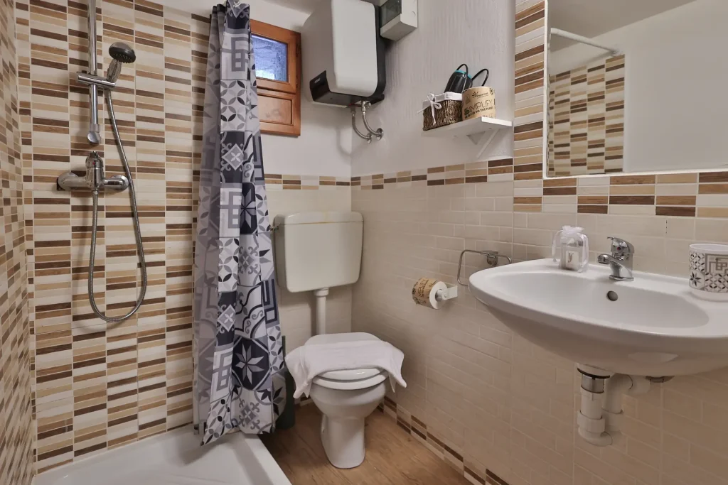 baita-aurora-4-R Bagno con doccia - Baita Aurora - Agriturismo Alberobello